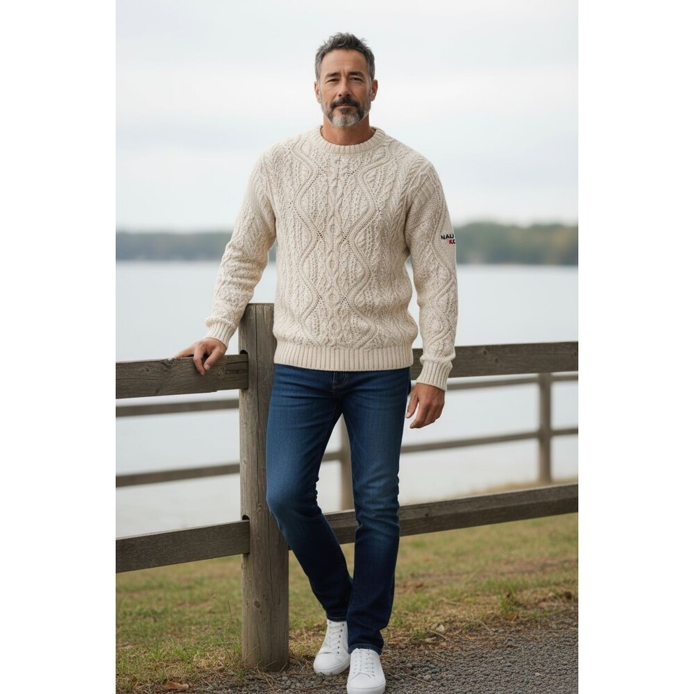Nautica Mens XCV Cableknit Cream White Sweater Medium *Read*